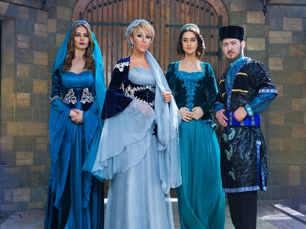 Народный костюм Азербайджана